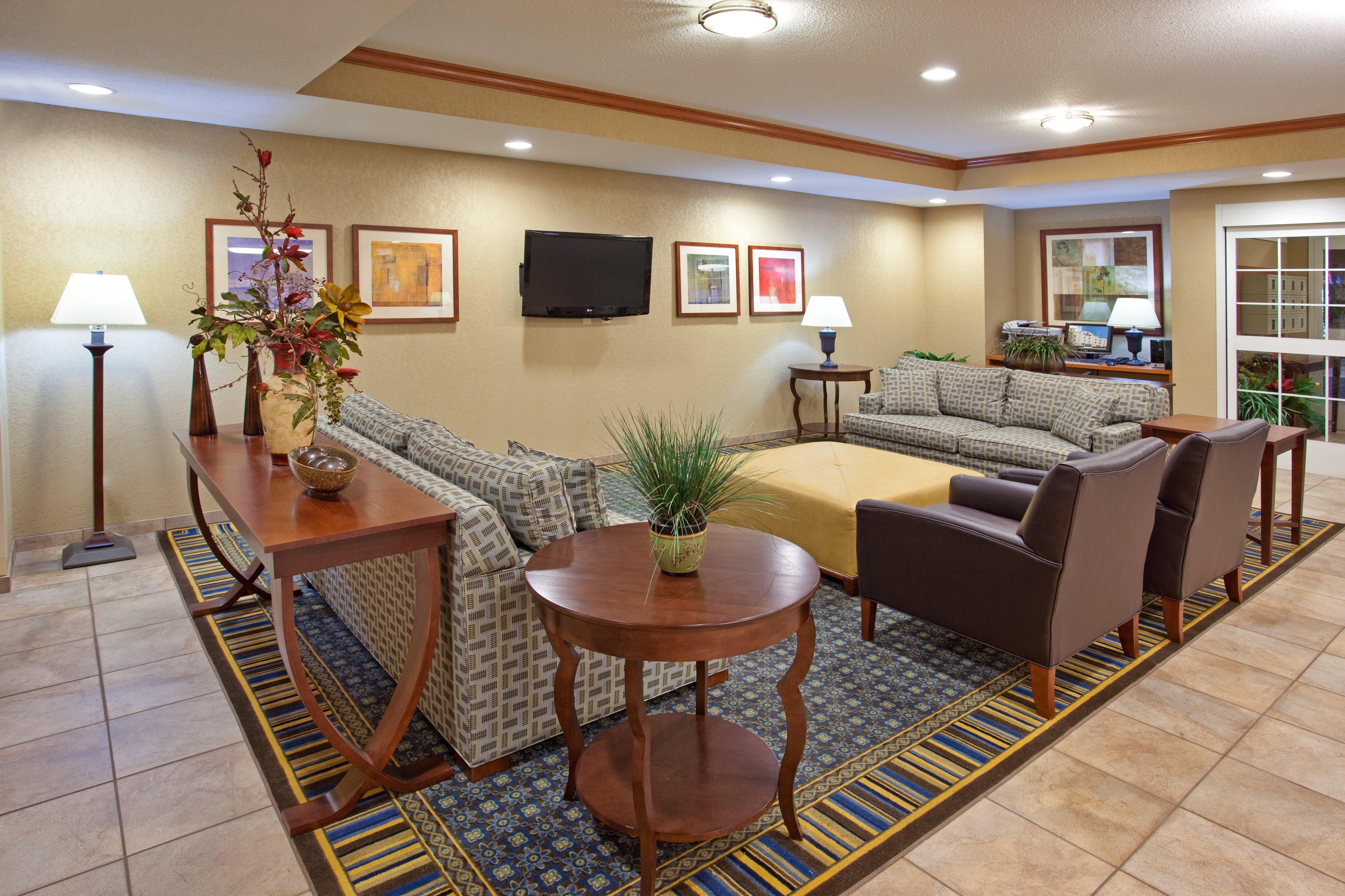 Candlewood Suites Elgin - Northwest Chicago By Ihg Dış mekan fotoğraf